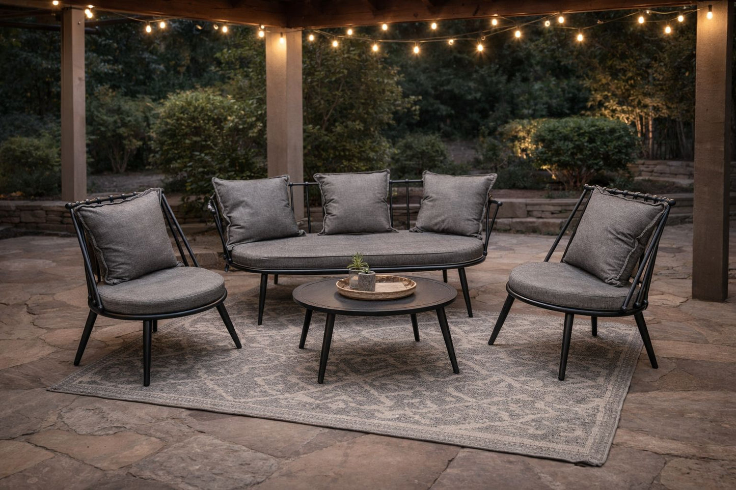 4 Seater Outdoor Lounge / Patio Set