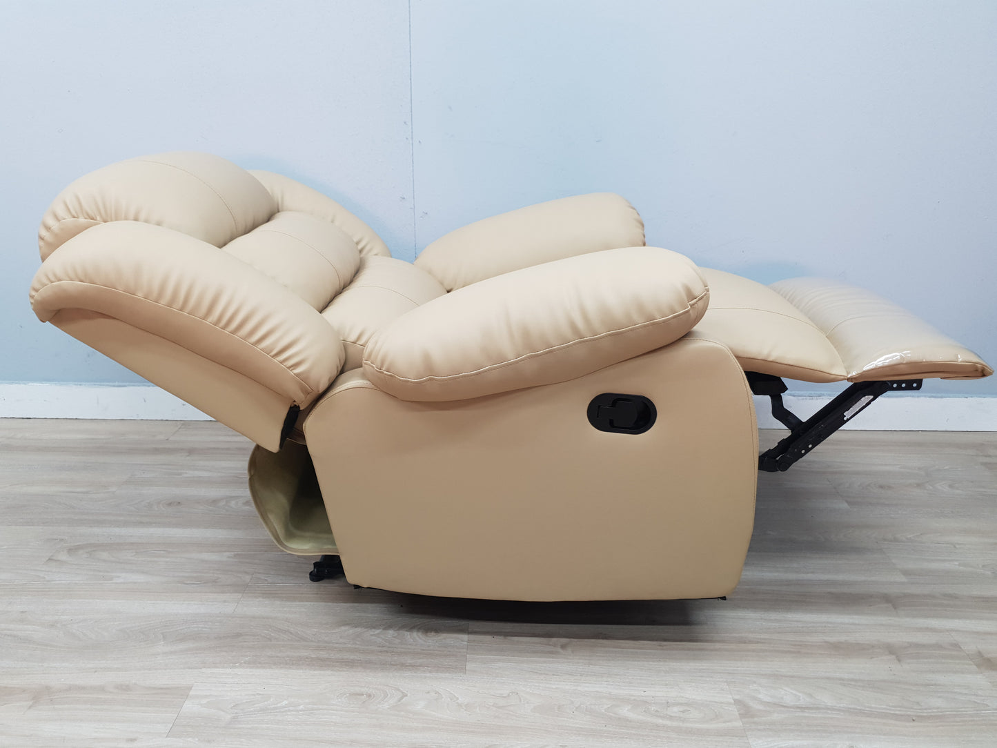 Full Euro Leather single Recliner Chair Sofa